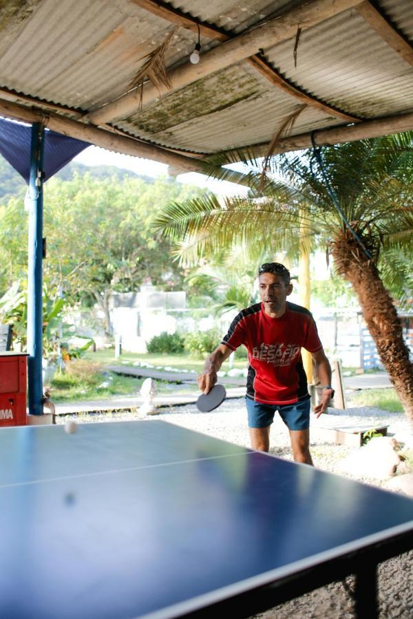 Hostel Barra Bar Balneário Camboriú エクステリア 写真